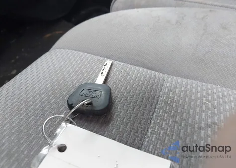 2017 Chevrolet Silverado 1500 Custom from USA, damaged, VIN 1GCRCPEH8HZ246260